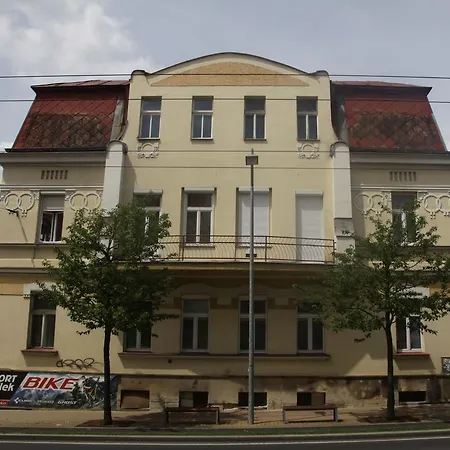 Mercedes Apartman Se 2 Loznici Mariánské Lázně